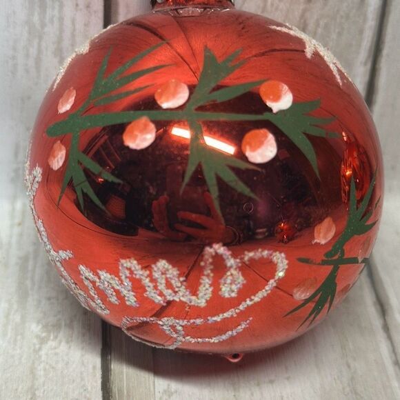 Vintage Red Decorative Merry Christmas Ornaments Holly Berry Gold Glitter 4 set - Picture 4 of 6